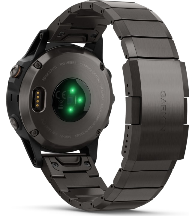 fenix 5 plus sapphire titanium review