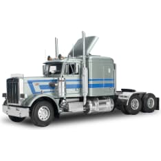 Revell Peterbilt 359 pienoismalli