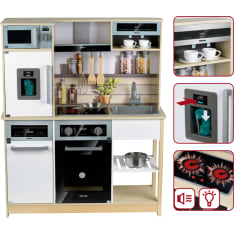 Klein Miele Family-kitchen, wood