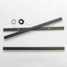 Black poster hanger