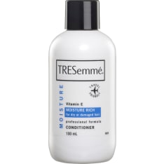 TRESemmé Luxurious Moisture 100 ml hoitoaine