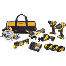Dewalt XR 18V DCK608M3 6 koneen akkukonesarja laukussa