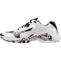 Mizuno Wave Lightning Z8 sisäpelikengät