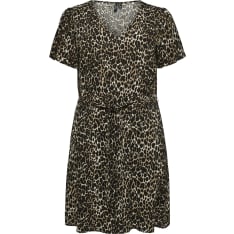 Vero Moda Curve Vmceasy naisten mekko