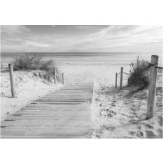 Artgeist On The Beach - Black And White itseliimautuva fototapetti