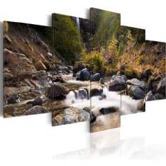 Artgeist A Waterfall In The Middle Of Wild nature taulusetti