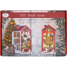 J.K. Primeco DIY Book nook