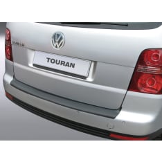 RGM Vw Touran 3/2003-7/2010 takapuskurin kolhusuoja