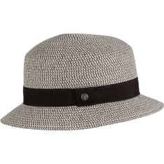 Salon Straw hat elegance