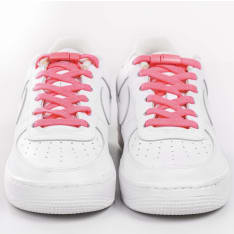 EEZYBEEZY stretchy shoelaces with magnetic fasteners