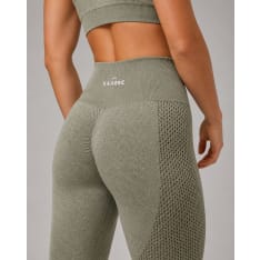 Kaarre S1 leggingsit scrunch-muotoilulla
