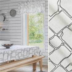 Aina Kivimuuri valance