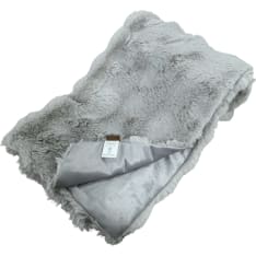 Aina Usva blanket