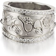 The enchanting Eden 824530000 wedding ring