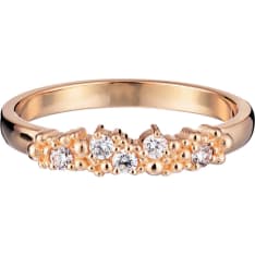 Lumoava Tiara yellow gold diamond ring