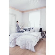Familon Home Ultra päiväpeite