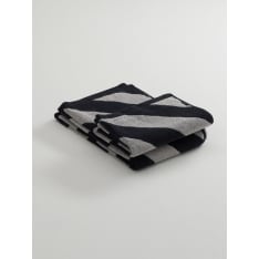 Ratia Vinoraita towel