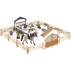 Horse Club aitaus ja karsina