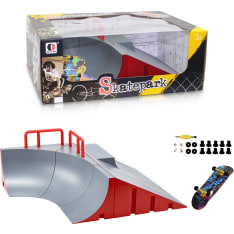 Skatepark finger skate ramp set with railing