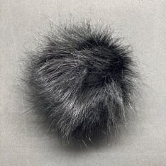 Falk 12 cm faux fur tassel