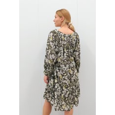 LAV by Lasessor Capri naisten mekko
