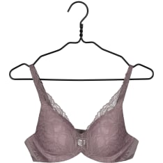 Triumph Body Make-up Illusion naisten rintaliivit