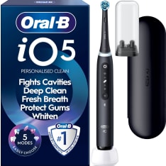 Oral-B iO5s sähköhammasharja + matkakotelo