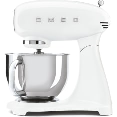 Smeg SMF03 valkoinen yleiskone