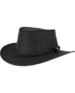 SALON TRAVELLER L MUSTA HATTU Main Image