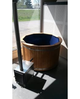 Fimex 675 hot tub with outdoor stove Main Image