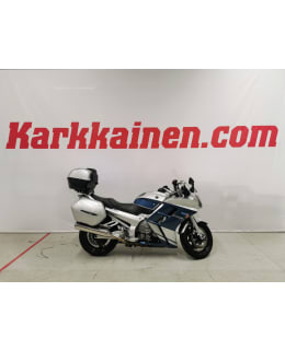 YAMAHA FJR 1300 2005 VAIHTOLAITE Main Image