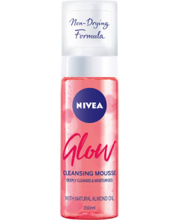 NIVEA GLOW 150ML PUHDISTUSVAAHTO Main Image
