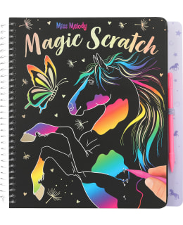 MISS MELODY TAIKARAAPUTUSKIRJA Main Image