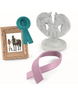 SCHLEICH 42538 TARVIKKEET KILPAILUIHIN Main Image