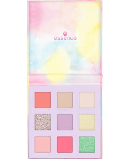 ESSENCE WHAT THE FLUFF 01 LUOMIVÄRIPALET Main Image