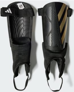 ADIDAS IP3997 TIRO SG MTC L SÄÄRISUOJAT Main Image