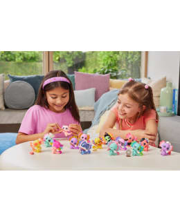 5 SURPRISE A-LOT-A AXOLOTL YLLÄTYSHAHMO Main Image