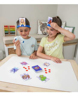 EPIC FUN KUKA MINÄ OLEN? MATKAPELI Main Image