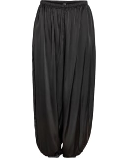 NM 27038474-BLA-S PANTS FEM WOV Main Image
