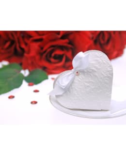 SYDÄNKARKKIRASIA VALK KORISTENAUHOIN Main Image