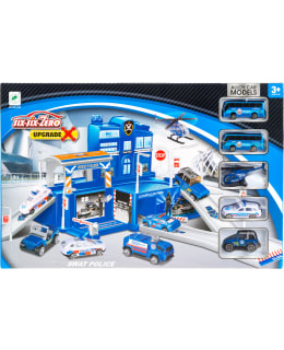 SIX-SIX-ZERO POLIISIASEMA JA AJONEUVOT Main Image