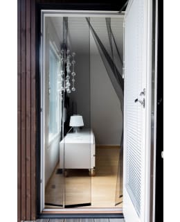 ÖTÖKKÄ 4-LAMELLI ECO MUSTA  95x215 Main Image