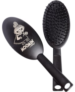 CAILAP 423741 MUUMI ISO MUSTA HIUSHARJA Main Image