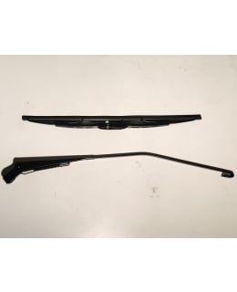 KONTIO MOTORS AUTOKRUISER: TUULILASINPYY Main Image