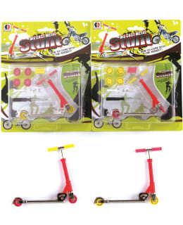 STUNT SORMISCOOTTI VAIHTORENKAILLA Main Image