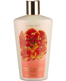Victoria’s Secret Fantasies Passion Struck Hydrating Body Lotion 250 ml vartalovoide Main Image