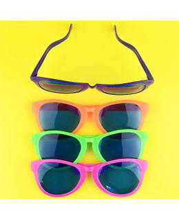 FUNNY GLASSES ISOT AURINKOLASIT Main Image