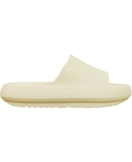 MARINE SANDAL CHUNKY U 6053450 YEL 30/31 Main Image