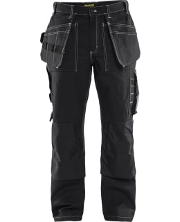 BK 1530 1370 MUSTA HOUSUT D132 Main Image