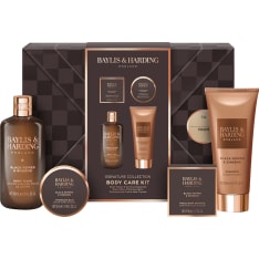 Baylis & Harding Black Pepper & Ginseng Men's Body Care Kit lahjapakkaus